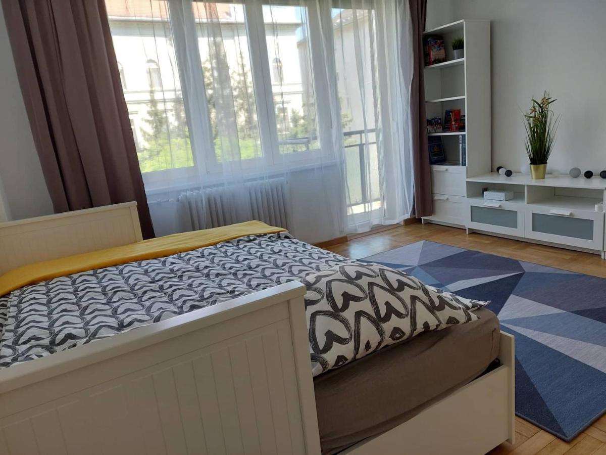 B30 Apartman Budapesta Exterior foto